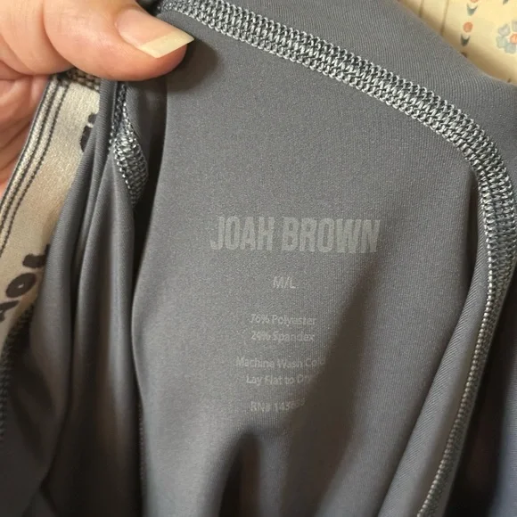Joah Brown Sport Legging Sueded Gray Mauve Logo Waistband Size M/L - Picture 2 of 3